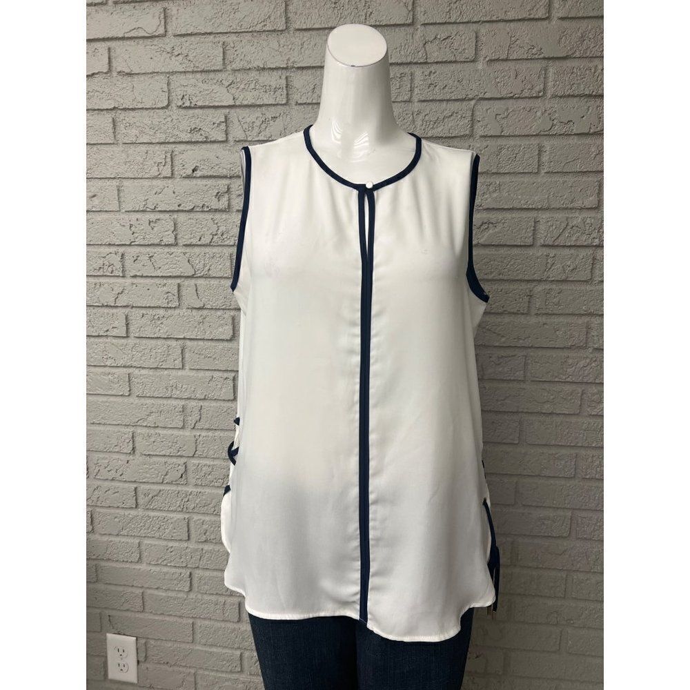Liz Claiborne White With Navy Trim Lace-Up Side Top Size M